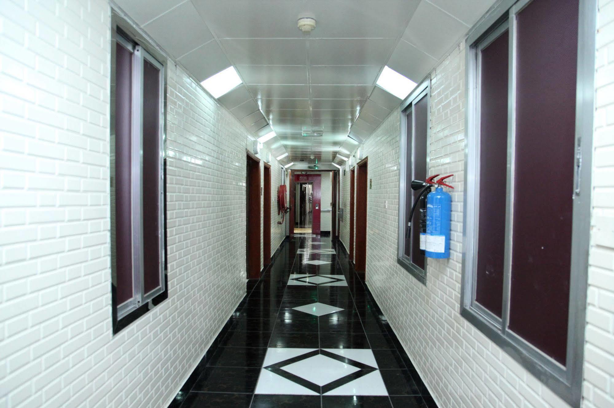 Zaineast Hotel Dubai Luaran gambar